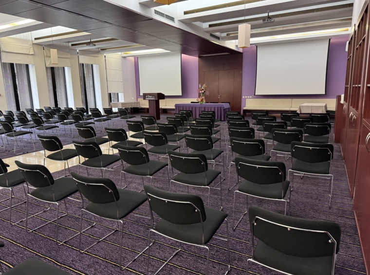 sala conferenze vuota pronta per evento